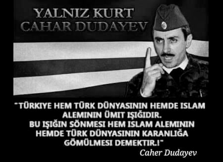 EnginKaytar's tweet photo. 1944'te Sibirya'ya sürgüne gönderildiğinde annesinin kucağında henüz 15 günlük bebekti... Çeçenistan'ın Hürriyet Meş'alesi  Cahar Dudayev 21 Nisan 1996'da uğradığı suikast sonucu şehitler kervanına katılmıştı. Şehadet yıldönümünde rahmetle anıyoruz. Ruhu şad, mekanı cennet ola... https://t.co/JEOKkjvvG6