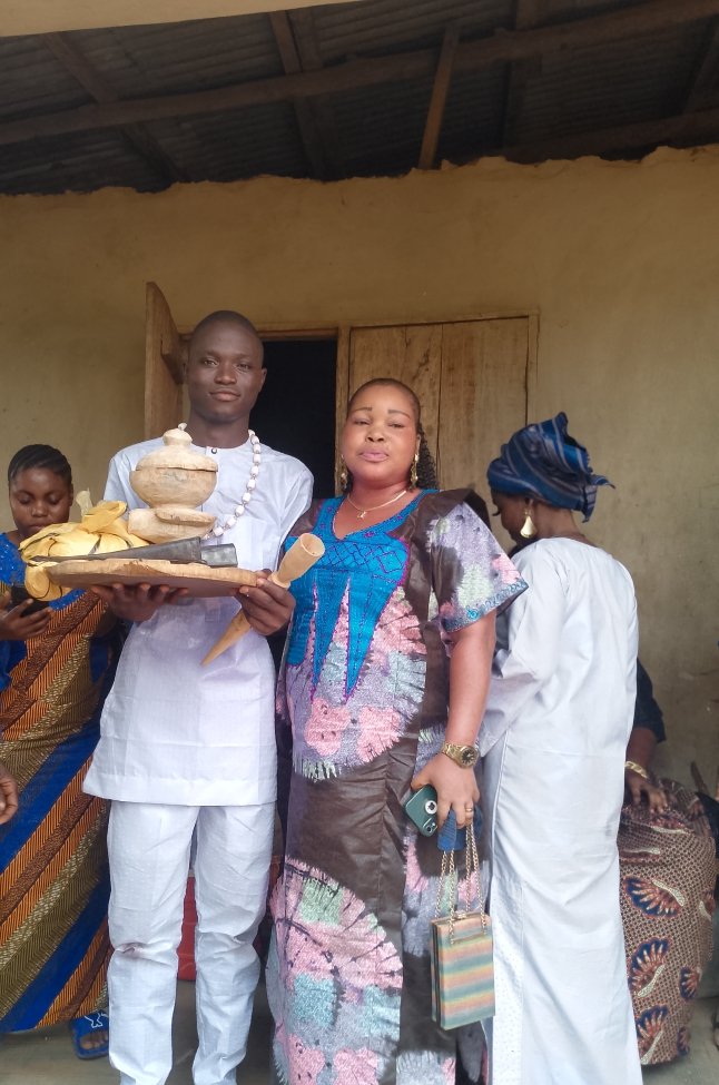 IfajuwonA's tweet photo. Congrats 🎉🎉 https://t.co/sFplk5VwLd
