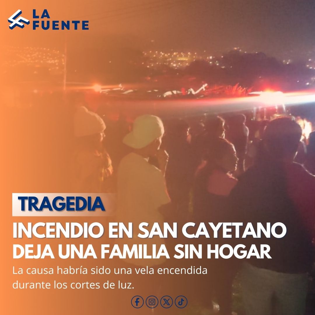 Lafuentedigi's tweet photo. Conmoción en San Cayetano, provincia de #Loja, Familia de 8 personas pierde todo en un incendio suscitado la noche del sábado 20 de abril del 2024. La causa habría sido, una vela encendida durante un corte de luz.
#Lafuente https://t.co/f6Q9AvBzii