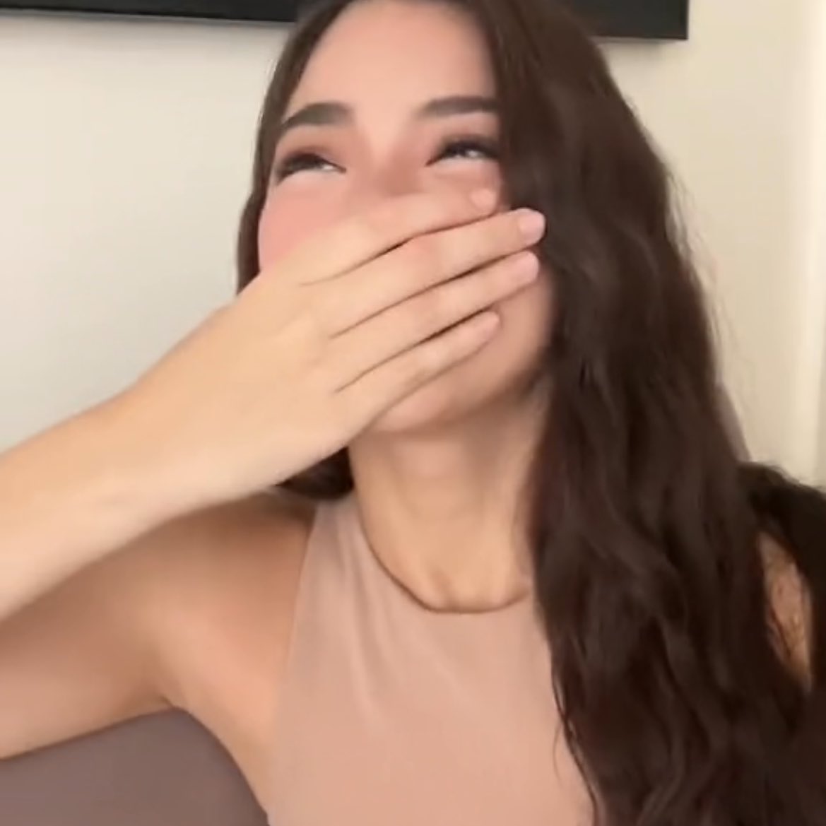 mikhaswife's tweet photo. gosh those sparkling eyes! you are sooo beautiful, aiah 🥺 https://t.co/VNXUwN8Hq4