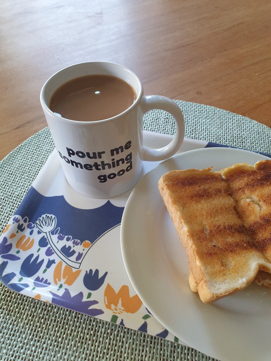 It's #NationalTeaDay today! First cuppa with some toast! What are you having yours with? #tea #cuppa #mug #words #SundayMorning #breakfast ☕🍞☕🍞☕🍞☕🍞☕🍞☕🍞☕ bitly.ws/Tdeg