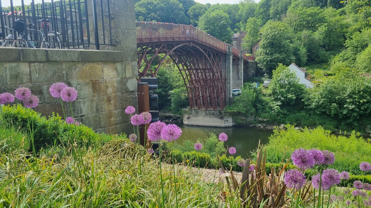 Stunning Shropshire - no wait...

The Ironbridge doesn't get a mention in this Daily Mail tourism article about the county. It seems to be focused on Ludlow and Much Wenlock.  

That is, until you get to the comments section... #Telford #Shropshire
telford-live.com/2024/04/stunni…