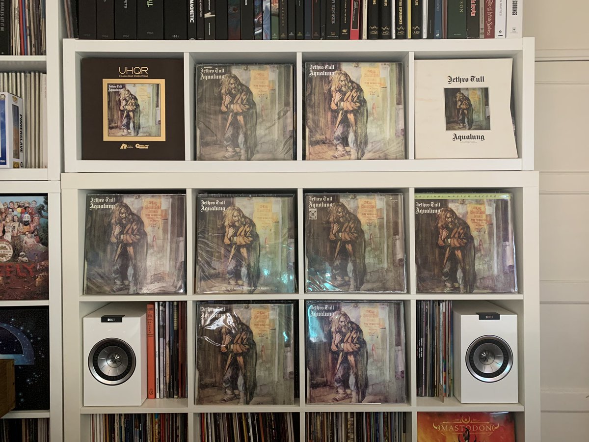 What do you mean I have enough copies of @jethrotull Aqualung? 🤷‍♂️ #vinyl #vinylcommunity