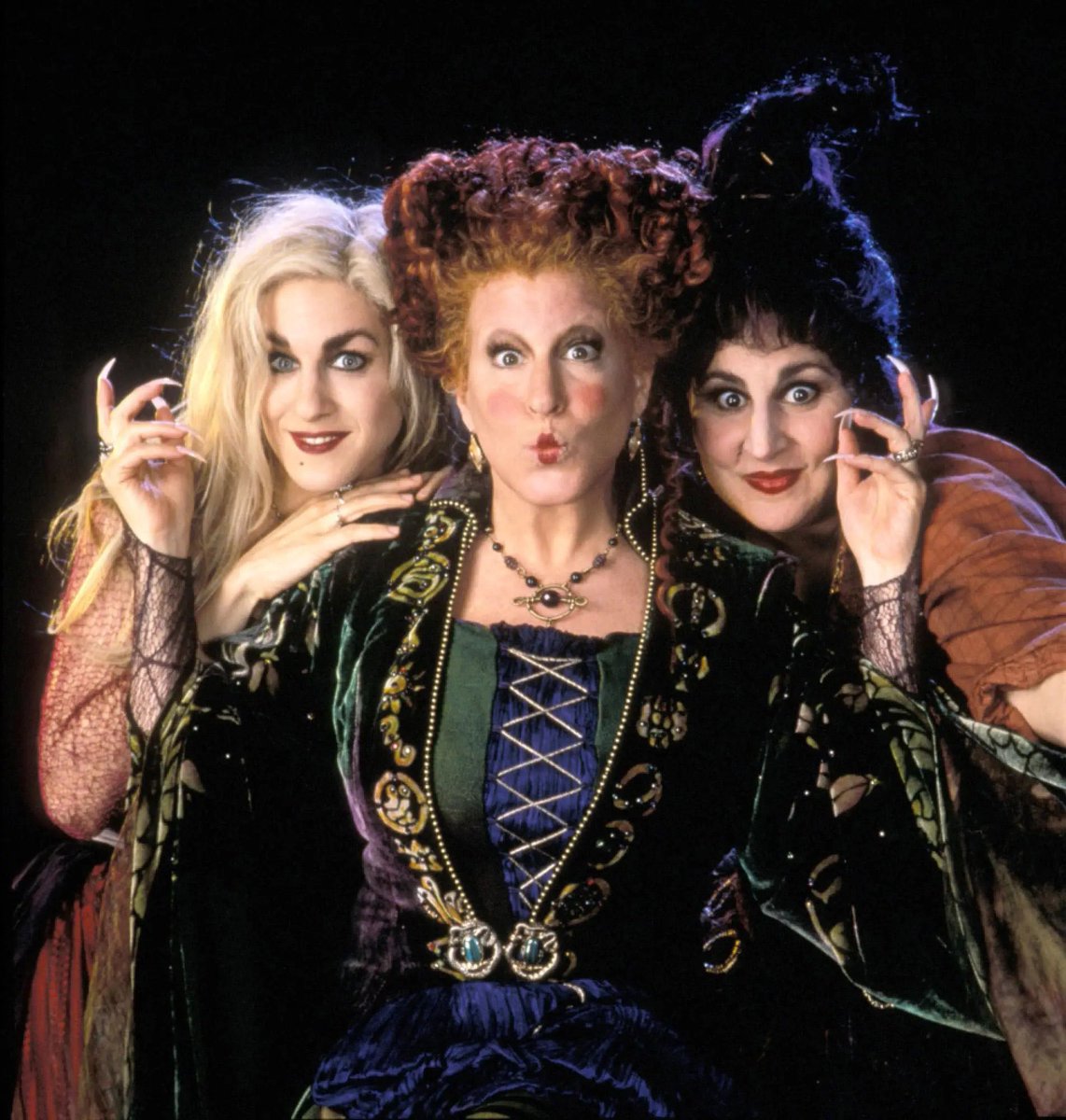 #MakeHocusPocus3 tweet media