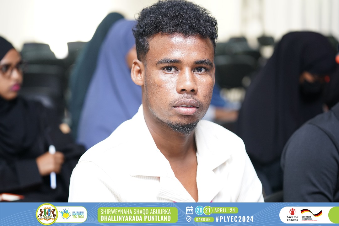 aasiyahusein's tweet photo. "Waxa maalintii 2aad si toosa uga furmay hotel martisoor Shirweynaha Shaqo Abuurka Dhalinyarada Puntland "

#PLYEC2024 https://t.co/PDwSERIILn