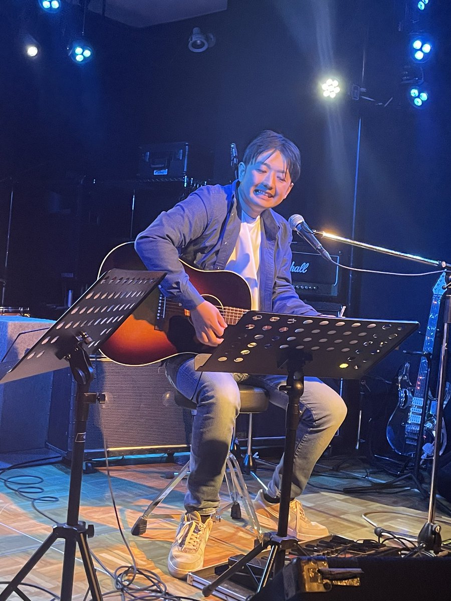 INBrecord's tweet image. ご夫婦のアコースティックユニット、and moreは夏の恋人と花になってを軽快に弾いて歌って頂きました✨️初の人前での演奏、会場も大盛り上がりでした😊✨️