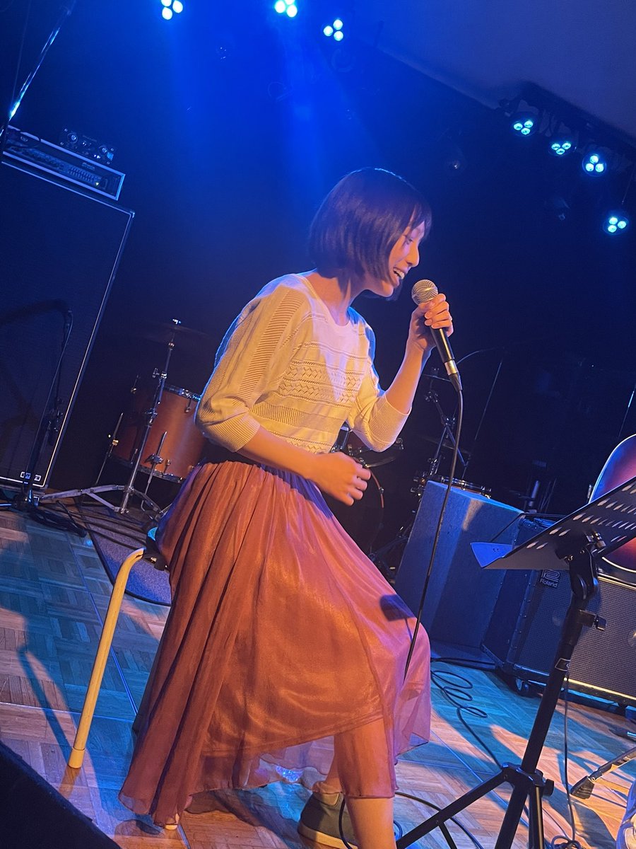 INBrecord's tweet image. ご夫婦のアコースティックユニット、and moreは夏の恋人と花になってを軽快に弾いて歌って頂きました✨️初の人前での演奏、会場も大盛り上がりでした😊✨️