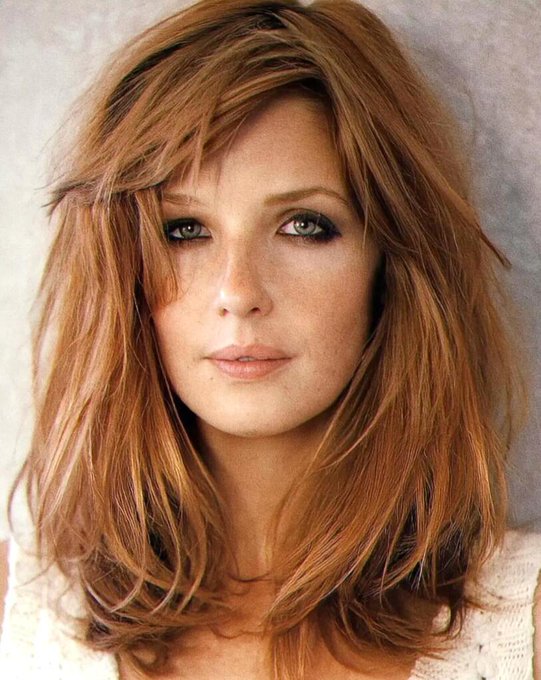 KELLY REILLY GLq67rOWUAAPZeP?format=jpg&name=small