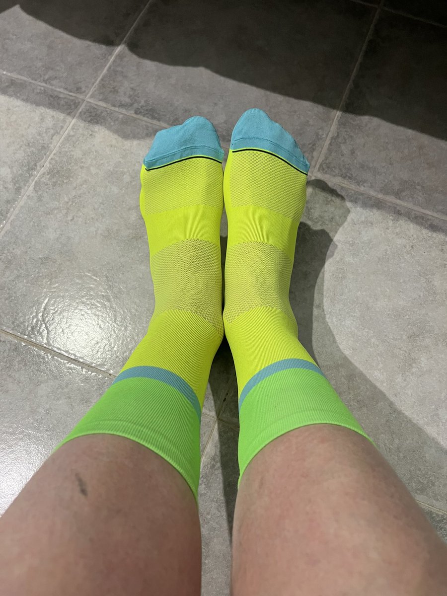 Dog_in_a_hat's tweet image. It’s all about the socks #sockdoping @pongo_london collection… #cyclinglife