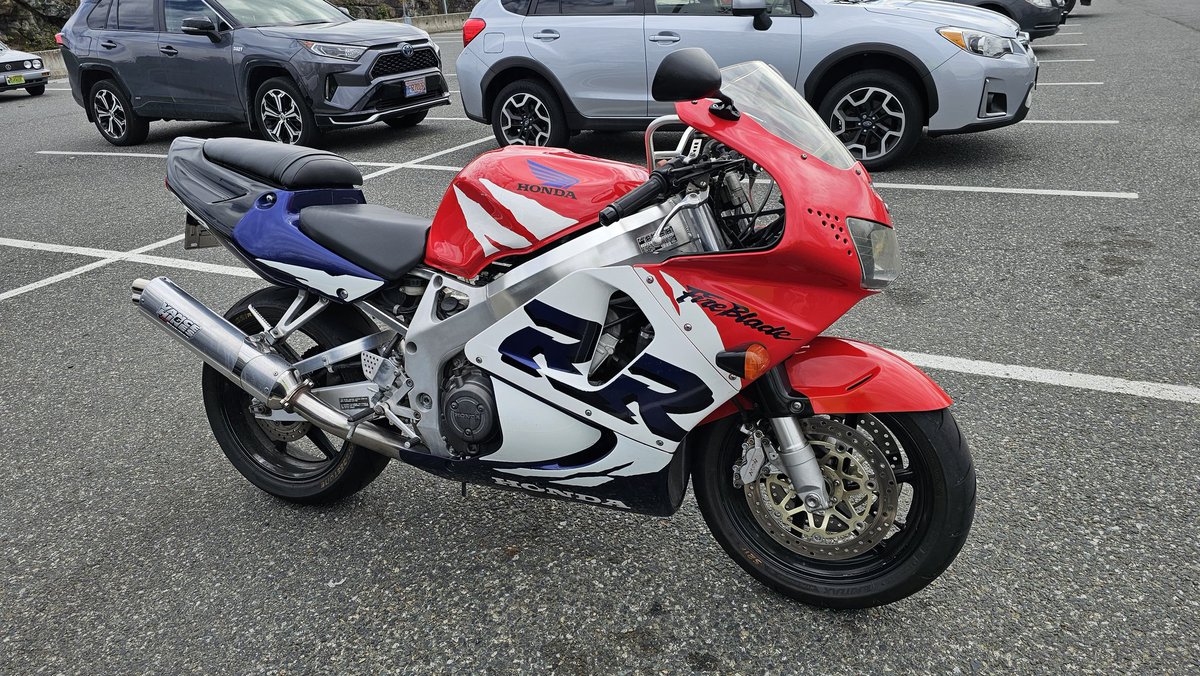 What an amazing day it was outside today for a Ferry ride and a bike ride! #beautifulbc #hondamotorbikes #cbr900rrfireblade #bcferries #bctourism #firstrideoftheyear #HondaRacing