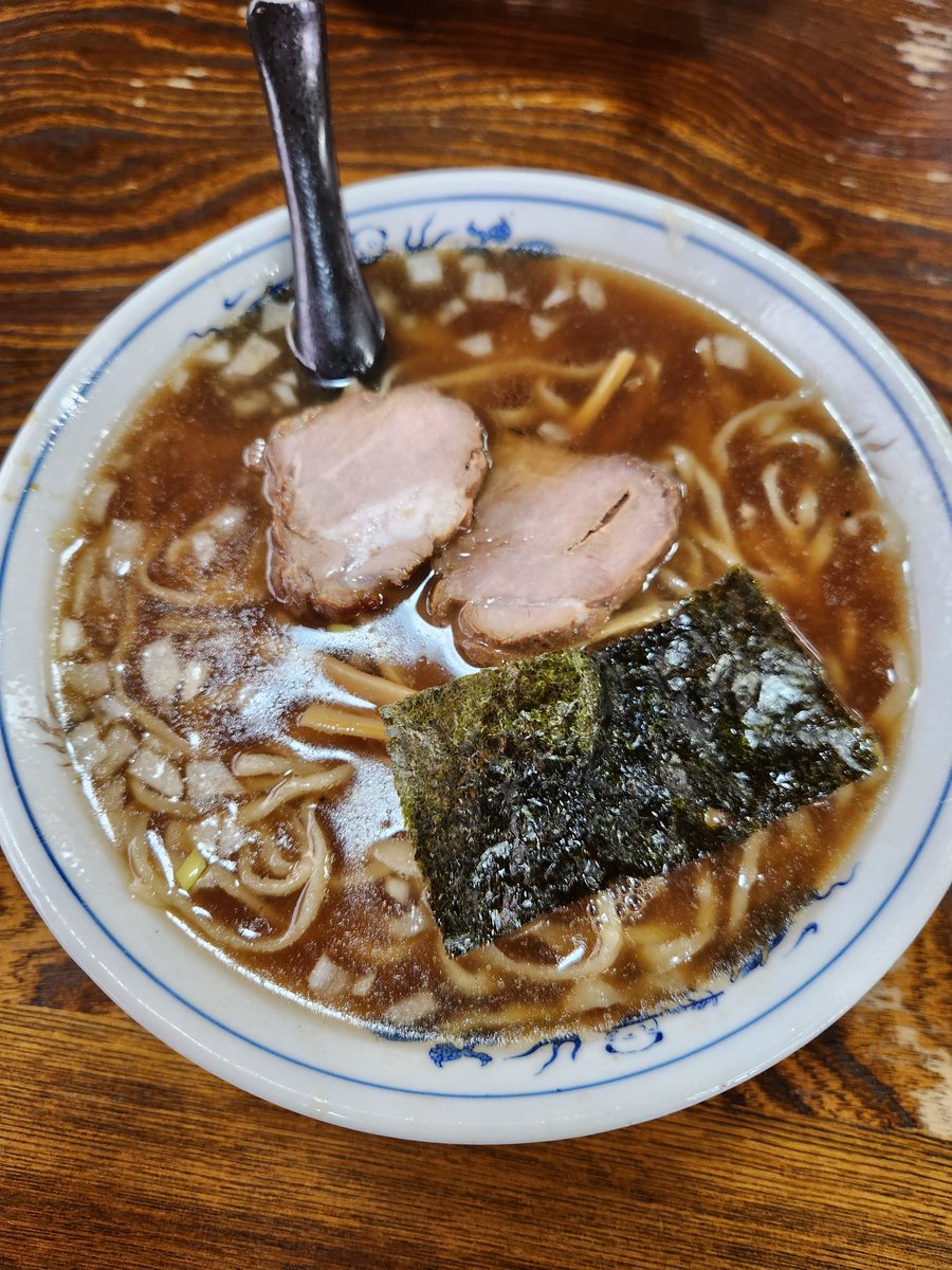 astroboy_012's tweet photo. 佐野駅前にて

#佐野らーめん 
#精養軒 https://t.co/gKetLvPSVF