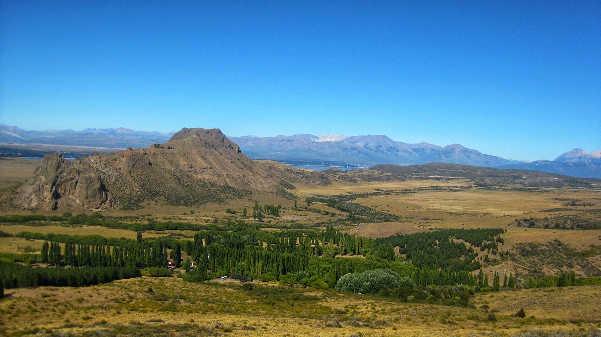 Bariloche Argentina feels very much like the Austrian Alps. Head there if you enjoy a cycle, horse ride or some tasty sweet chocolate #photography #travel #nature #photography #naturephotography #roadtrip #bariloche #argentina