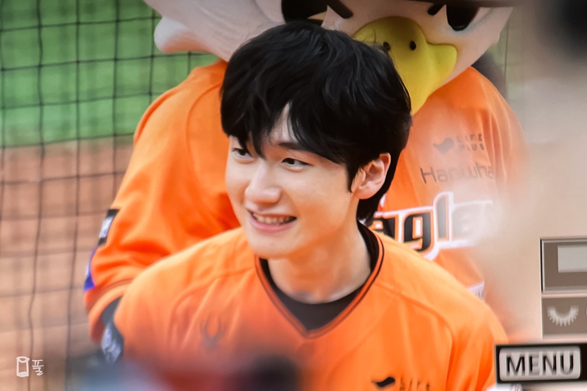 glue_lol's tweet photo. 240421 
#Peanut https://t.co/Zj9KI8t6yq