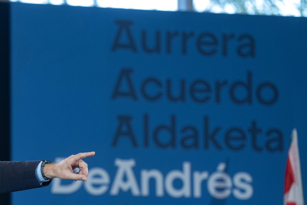 Jesús Álvarez (@jesusalvarezg) on Twitter photo Ánimo a los compañeros y amigos del <a href="/PPVasco/">Partido Popular Vasco</a>, apoderados e interventores, que hoy realizarán un trabajo y esfuerzo desinteresado en los 724 centros electorales. Mucha suerte a <a href="/JavierDeAndres_/">Javier De Andrés</a>.
¡Gracias por vuestro compromiso con la democracia!
#PorUnaEuskadiAbierta #21A Ánimo a los compañeros y amigos del <a href="/PPVasco/">Partido Popular Vasco</a>, apoderados e interventores, que hoy realizarán un trabajo y esfuerzo desinteresado en los 724 centros electorales. Mucha suerte a <a href="/JavierDeAndres_/">Javier De Andrés</a>.
¡Gracias por vuestro compromiso con la democracia!
#PorUnaEuskadiAbierta #21A