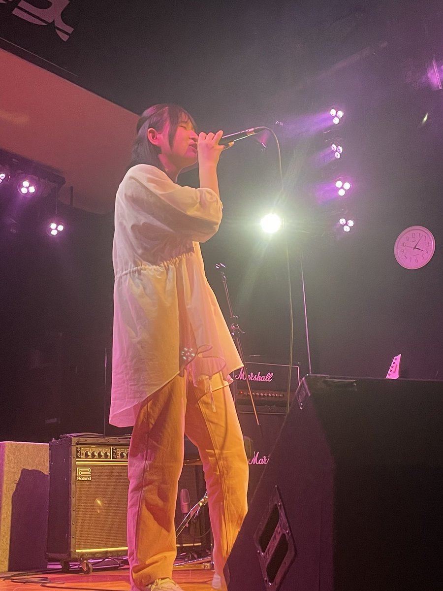 INBrecord's tweet image. 冬に引き続き今回もほなみちゃんは素晴らしいパフォーマンスです❣️世界は恋に落ちていると死ぬこと以外かすり傷を歌ってくれました✨️10代のパワーが炸裂してます🤲💕✨️