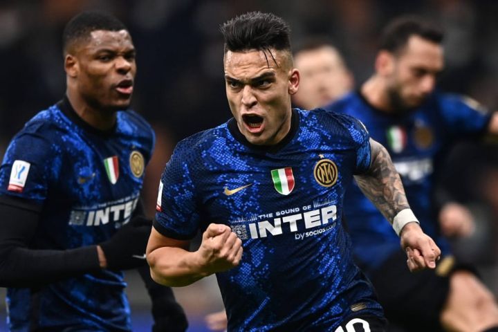 Serie A Matchday 33 Betting Picks | Scommesse Italia (Ep. 113) w/ @SGPSoccer ⚽Serie A MD 33 Betting Preview 👀Roma vs. Bologna 🏆Inter Can Win The Title In Monday’s Milan Derby Spotify - buff.ly/3W3sDjB