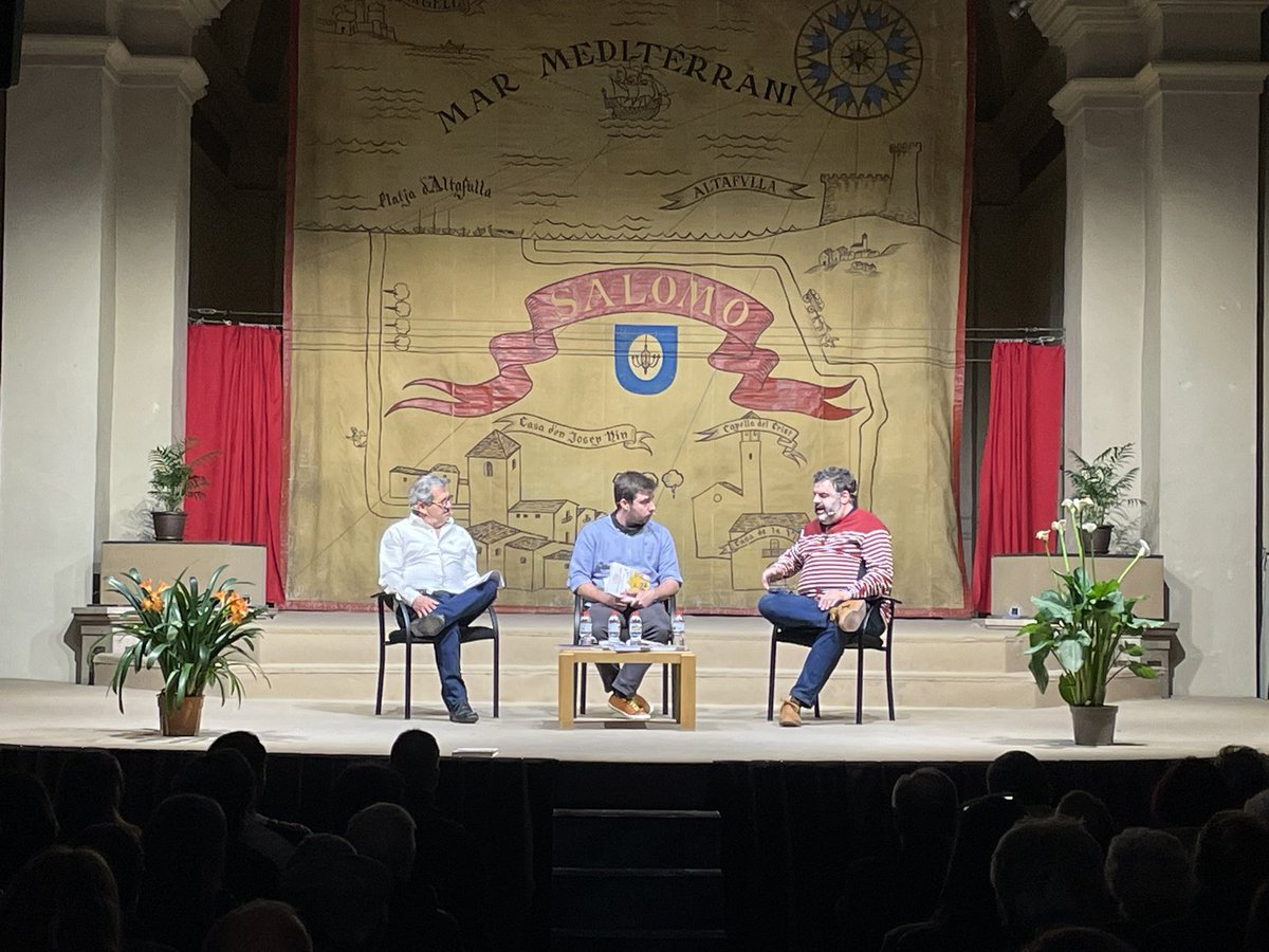 ballsantcrist's tweet photo. 📚 Aquest dissabte hem presentat el llibre ‘El Ball del Sant Crist de Salomó. Història, tradició, mite i identitat (1843-2022)’, d’Antoni Virgili Colet.

🗣️ Moltes gràcies a tothom que ha participat a l’acte i al nombrós públic que hi ha assistit! 🙌🏼👏🏻 https://t.co/qQRECbMaND