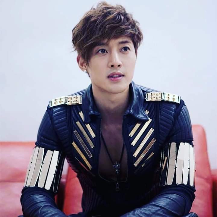 🪷🪷❤️❤️❤️🌻❤️❤️
#NETIZENSREPORT #KIMHYUNJOONG for Most Handsome Man Alive #MHMA2024 #MHMA2024KIMHYUNJOONG tag @thenreport