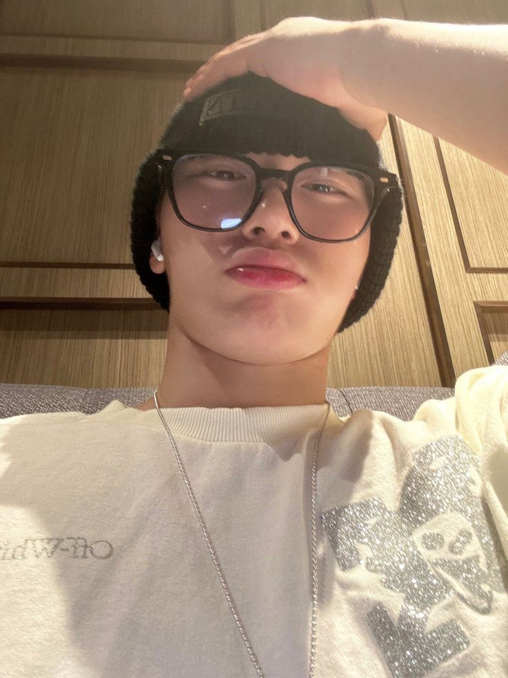 𝐂𝐡𝐨𝐢 𝐊𝐰𝐚𝐧` .🕯 (@gh0tkill) on Twitter photo 