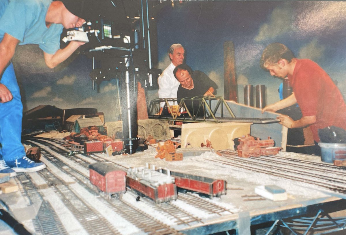 I thought about adding a D10TV watermark or SiF logo to this image to make the image quality worse, but I decided against it.