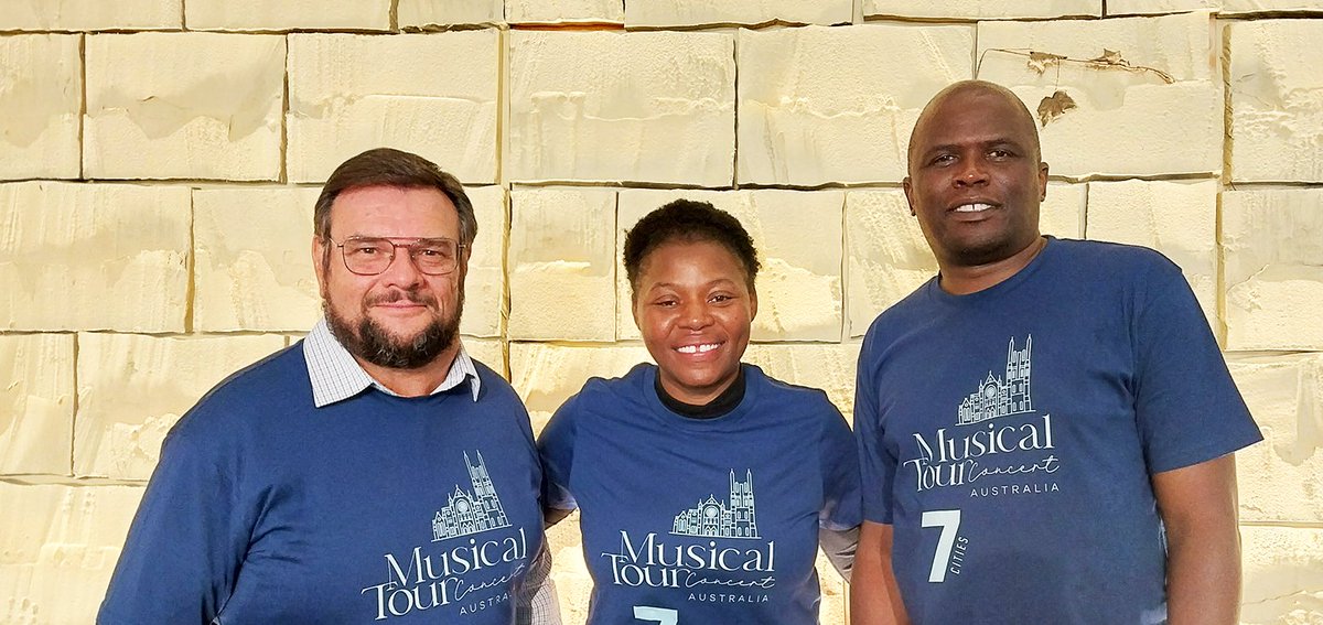 MusicTour2024's tweet photo. South Australian team at work @the Camp meeting in Barmera
Buy your tickets on our website https://t.co/tVC6jk94d9
Tell a friend to tell a friend. See yah!!!

@JEHOVAHSHALOMUG 
@fostertriplets 
@FaithFMAustralia
@ADRAAustralia https://t.co/qGmj2ma9cM