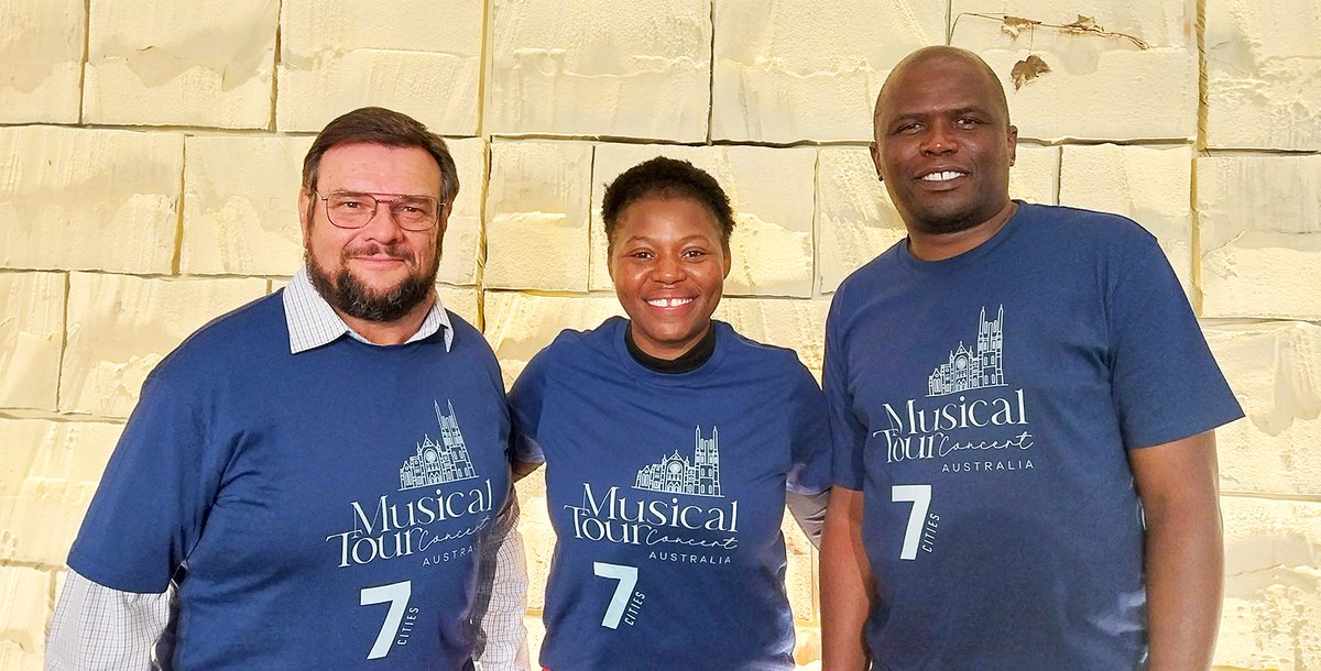 MusicTour2024's tweet photo. South Australian team at work @the Camp meeting in Barmera
Buy your tickets on our website https://t.co/tVC6jk94d9
Tell a friend to tell a friend. See yah!!!

@JEHOVAHSHALOMUG 
@fostertriplets 
@FaithFMAustralia
@ADRAAustralia https://t.co/qGmj2ma9cM