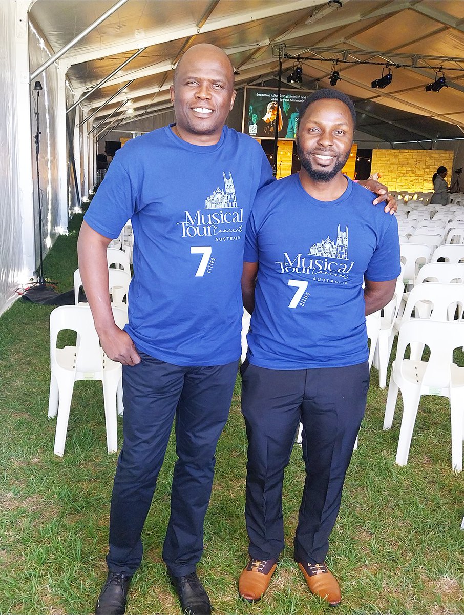 MusicTour2024's tweet photo. South Australian team at work @the Camp meeting in Barmera
Buy your tickets on our website https://t.co/tVC6jk94d9
Tell a friend to tell a friend. See yah!!!

@JEHOVAHSHALOMUG 
@fostertriplets 
@FaithFMAustralia
@ADRAAustralia https://t.co/qGmj2ma9cM