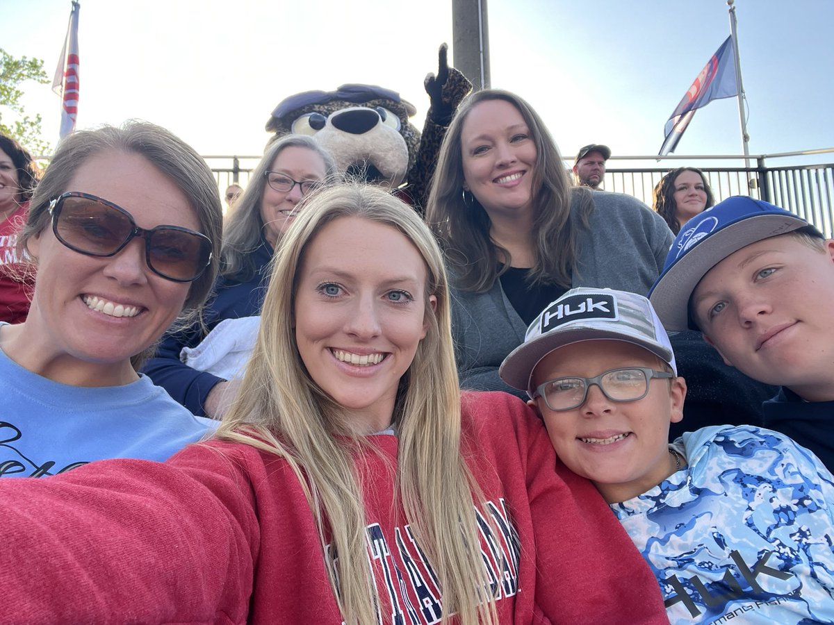 No one has a more supportive family than I do! I love these people with my whole heart! They even got to see their first South game in person a few weeks ago! @SouthAlabamaSB @impactcaymol @HARaiders