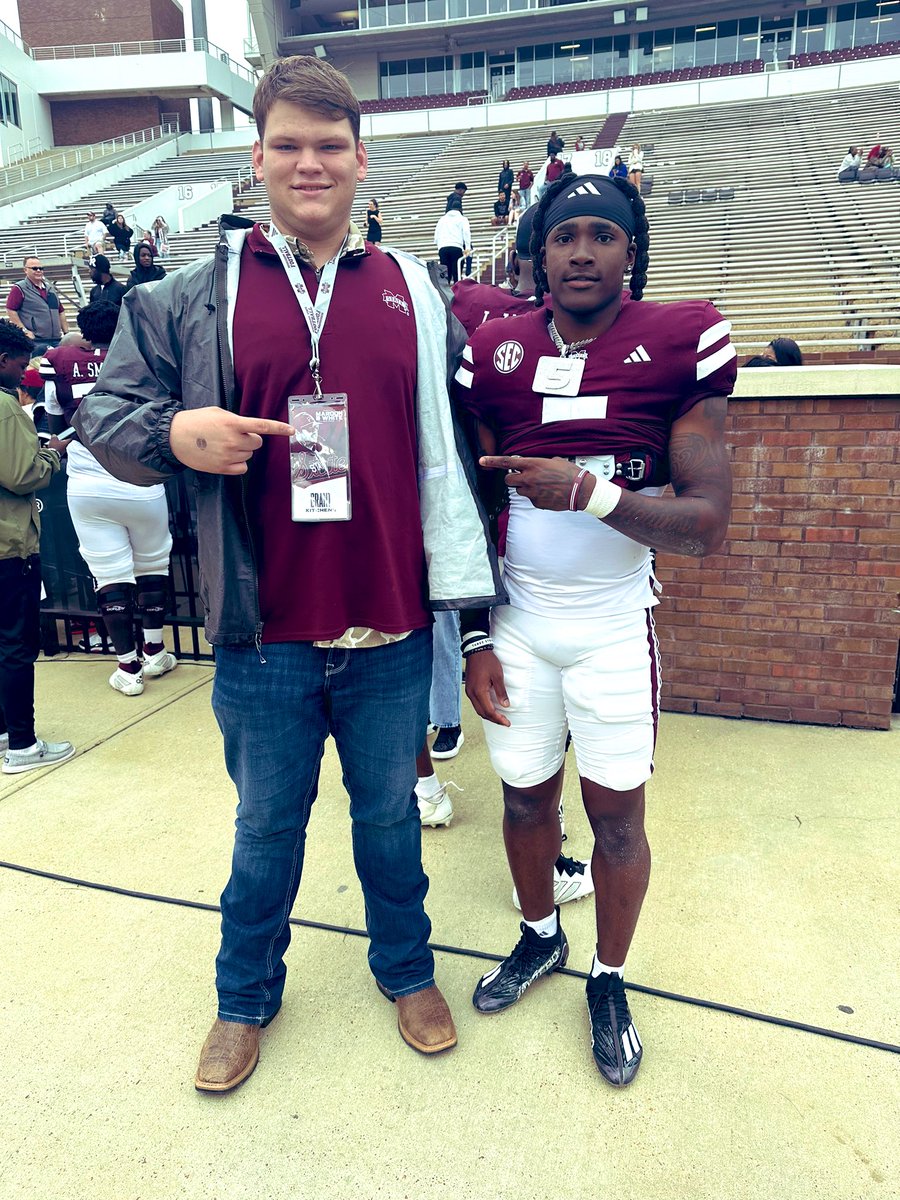 Had a great time today at Mississippi State Spring game! @Coach_Leb @CoachCKennedy @Jay_Clem_ @robbiefaulkOn3 @MacCorleone74 @BHoward_11 @Rivals @Bulldawgs247 @ESPN3ALLDAY @nanih_waiya @LawrencHopkins @PrepRedzoneMS @BraylonBurnside @ScottLashleyPRF @HailStateFB @Fodrocy1156