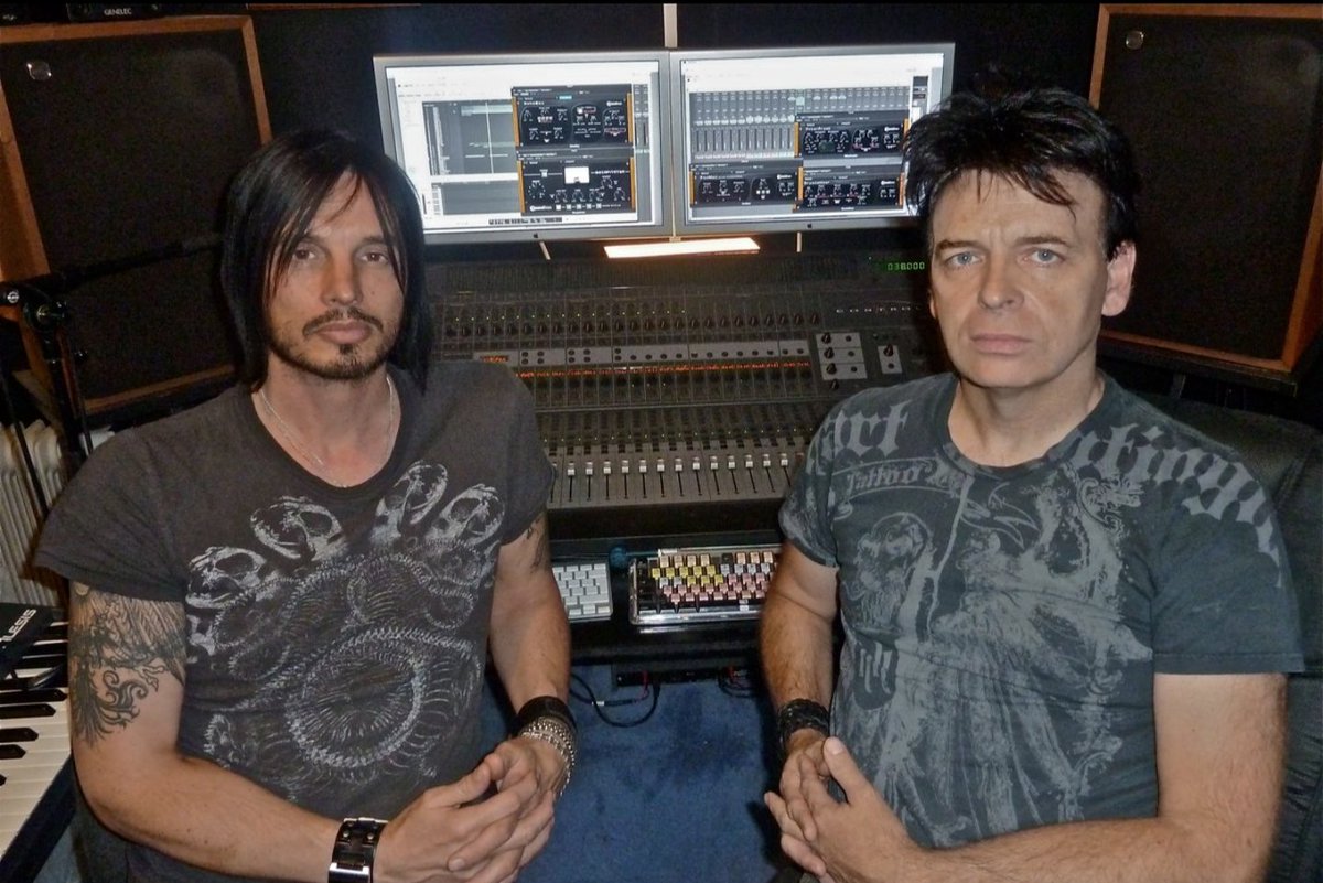 Thought: @numanofficial and @AdeFenton should do the soundtrack for #Dune3