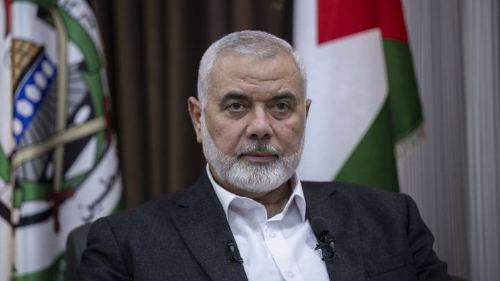 The head of the political bureau of the 'Hamas', #IsmailHaniyeh, warned against the Israeli occupation army's invasion of the city of Rafah, stressing at the same time the readiness of the resistance factions on the ground. (AA) #Rafah #Gaza #Palestine #Israel