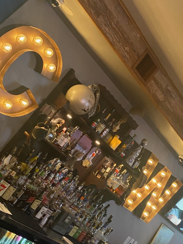 TiffanyZeyer's tweet image. I need a super ultra graphic modern girl like me 🥃🎉♊♈😍🤘🤙✨  #barhopping