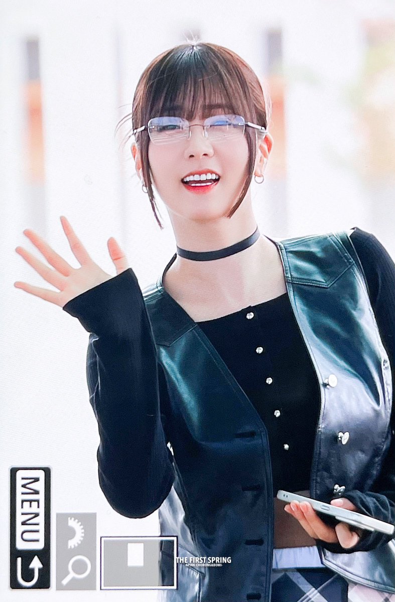 첫봄 The First Spring tweet media