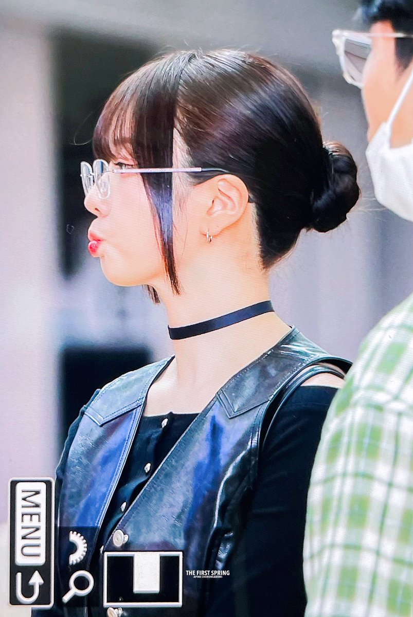 첫봄 The First Spring tweet media