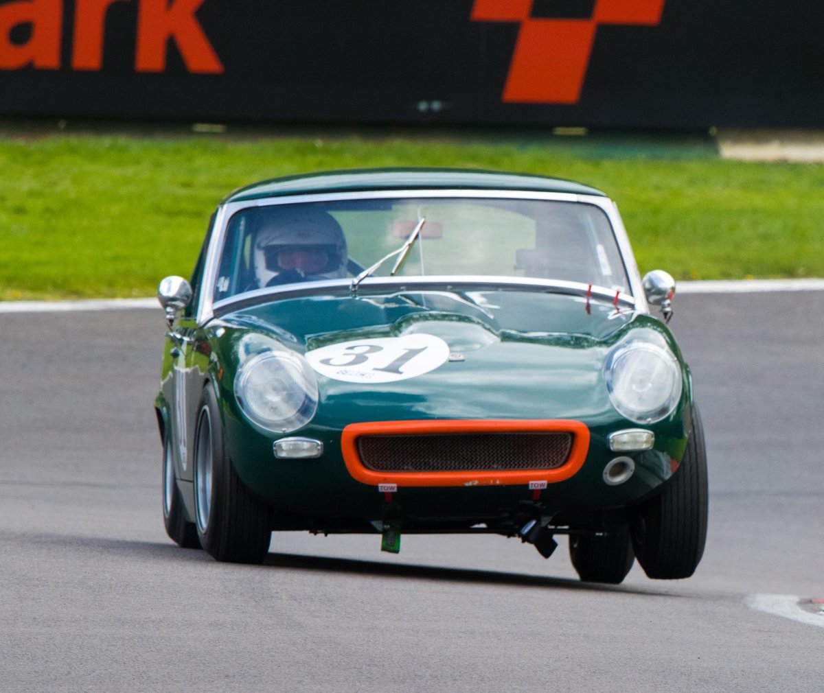 PRE '66 Classic Sports & GT Cars Cadwell Park