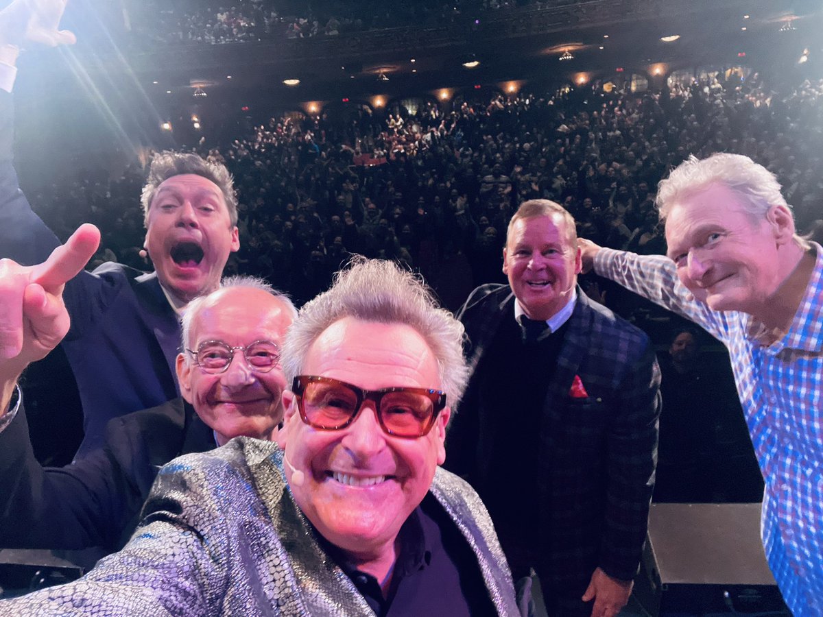 Beautiful @akroncivic with @WhoseLiveAnyway Rich Heartland Up Next 5.02 Lincoln, NE 5.03 Lawrence, NE 5.05 Des Moines, IA 5.06 Des Moines, IA 5.08 Ann Arbor, MI 5.10 Minneapolis, MN 5.11 Minneapolis, MN 5.12 Rochester, MN Whoselive.com