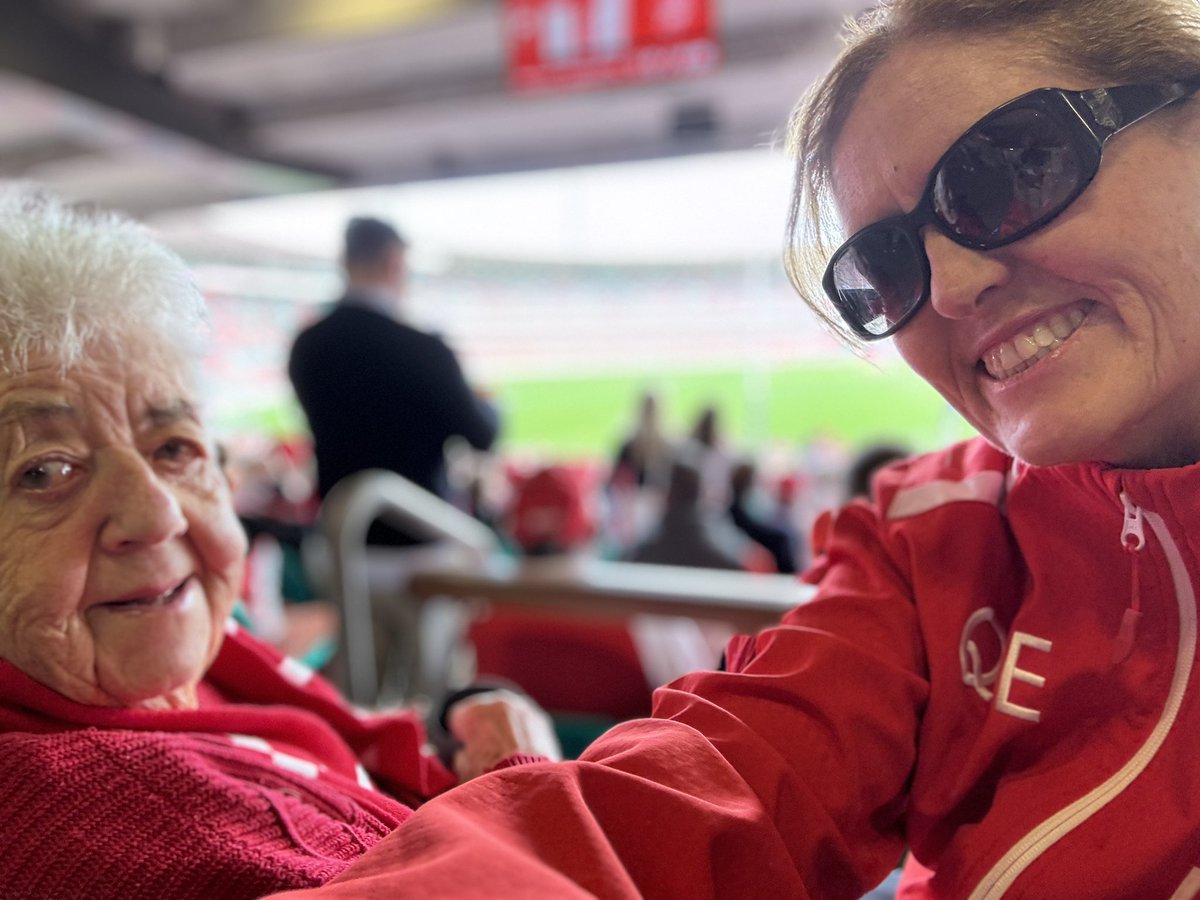 Diane Williams Harapin OAM (@dihara) on Twitter photo Up the Sydney Swans <a href="/Kenny_SCG/">Kenny Williams</a> is here in spirit. <a href="/sydneyswans/">Sydney Swans</a> <a href="/scg/">Sydney Cricket Ground</a> <a href="/paulharapin/">Paul</a> Up the Sydney Swans <a href="/Kenny_SCG/">Kenny Williams</a> is here in spirit. <a href="/sydneyswans/">Sydney Swans</a> <a href="/scg/">Sydney Cricket Ground</a> <a href="/paulharapin/">Paul</a>