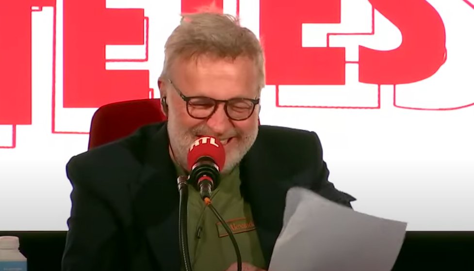 Les audiences radios de Janvier à Mars sont tombées: En forme, @ruquierofficiel reste leader de 15H30 à 18H avec son émission #LesGrossesTêtes qui était en hausse au dessus du Million d'auditeurs en quart d'heure moyen sur #RTL. Notre article est ici: mediasinfosblog.wordpress.com/2024/04/20/apr…