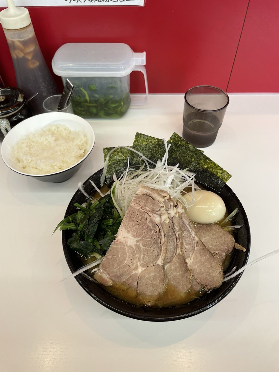 #塚田家
 #家系ラーメン

訪問約34回目
ヤワ ウス 多め
安定の美味さ！
来週の肉の日絶対行くぜｯ!!

お心遣いありがとうございます。
ご馳走様でした🙏