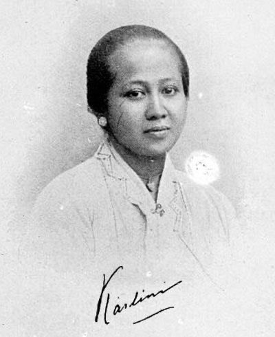 ㅤ

#KartininyaTTM —

Wanita adalah inspirasi dan motivasi. Mereka dilahirkan dengan energi dan bakat tinggi dan mereka harus dihormati untuk hal yang sama. Selamat Hari Kartini. 

ㅤ
