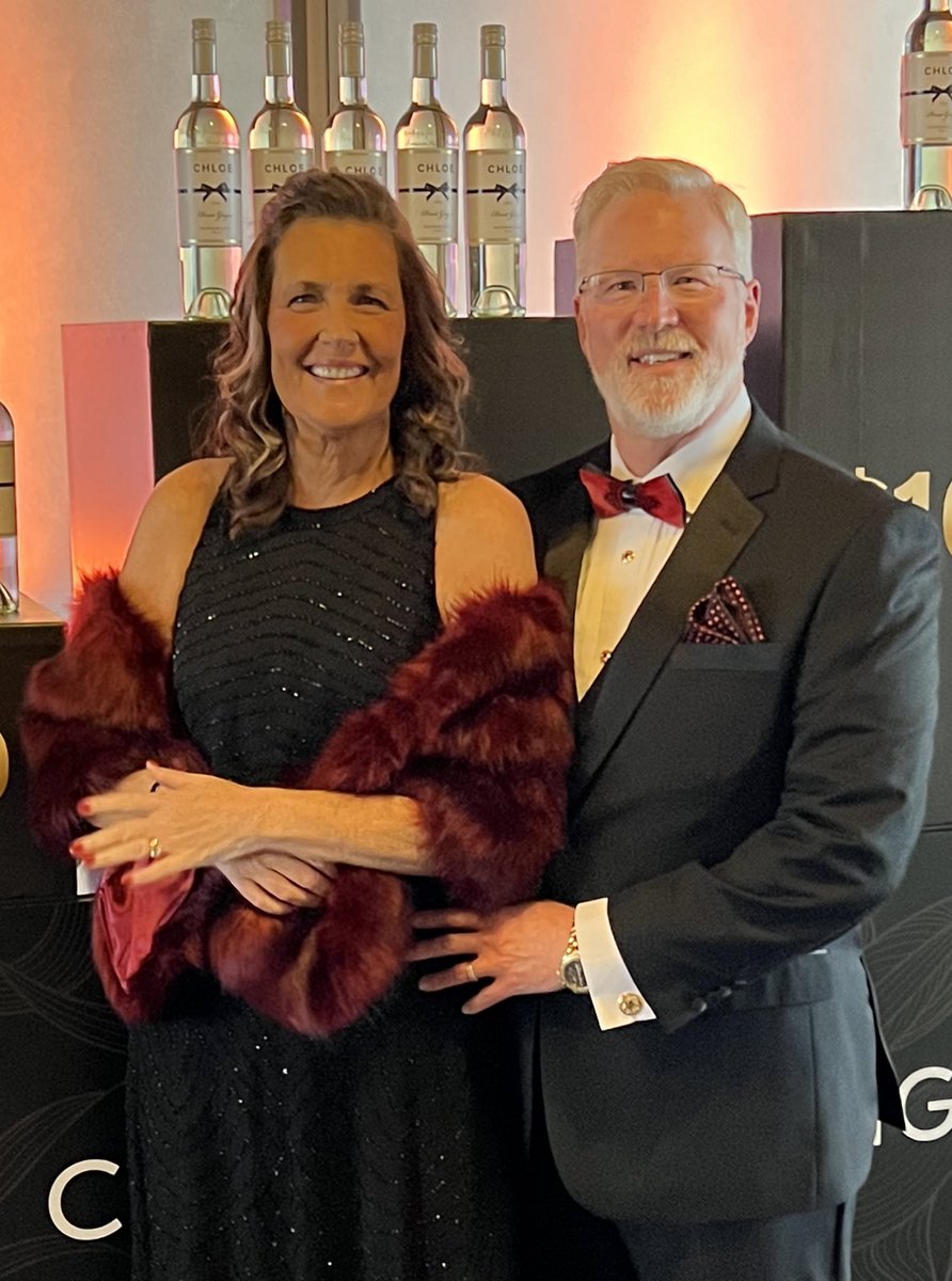 HeartOTXHeartMD's tweet photo. Outstanding time @AmericanHeartIL Chicago 100 year celebration #HeartBall tonight! https://t.co/SahldLoegB