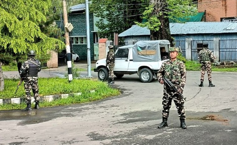 सशस्त्र सीमा बल- 'सजग एवं सचेत' #SSBPicOfTheDay #SSB #SewaSurakshaBandhutwa