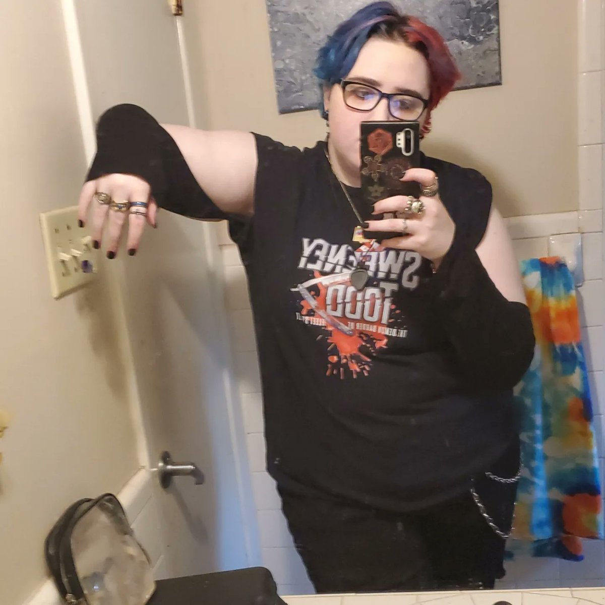 ashofgames's tweet photo. ash in his self love era?? crazy https://t.co/8Ws2GVDTiJ