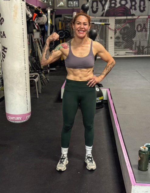 Champ @criscyborg looking strong ahead of next weekends Boxing fight in Green Bay Wisconsin