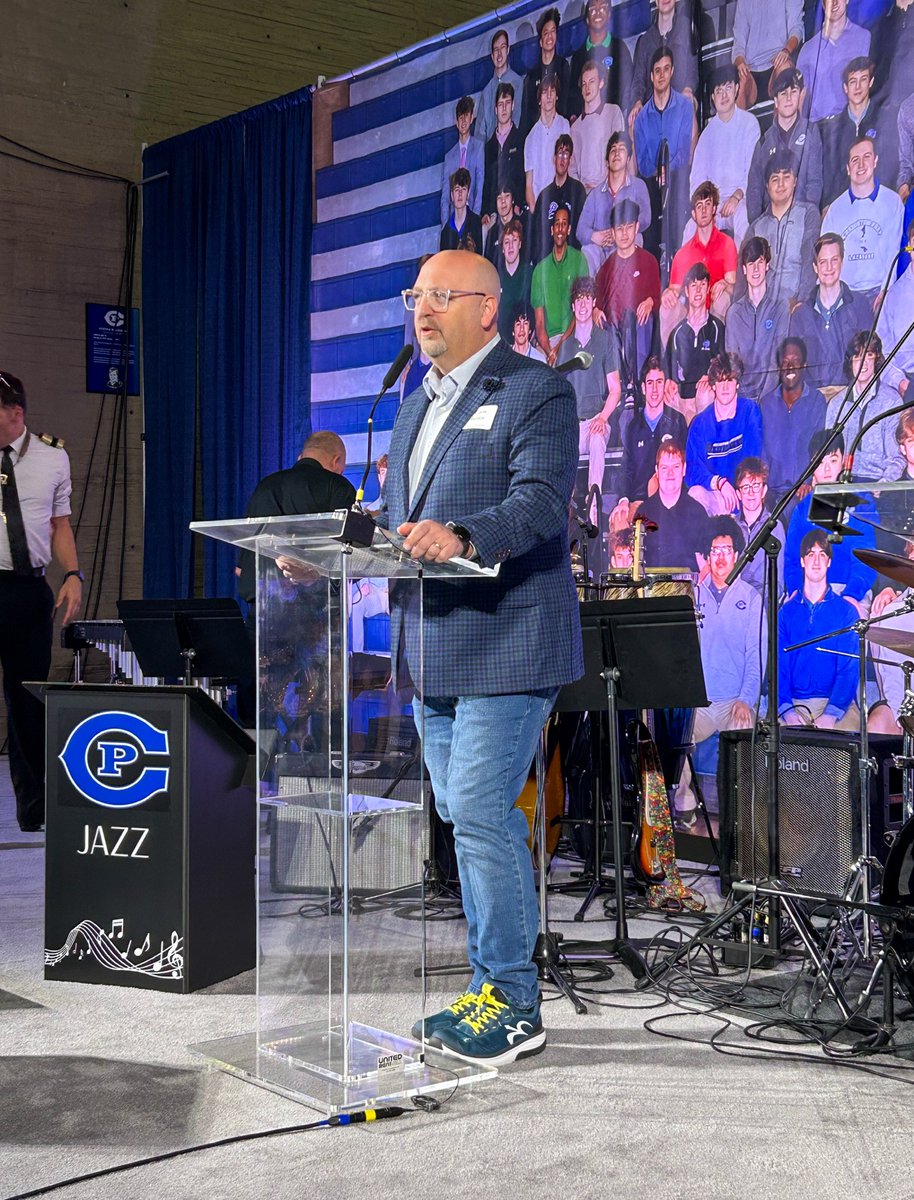 TravisCreates's tweet image. When I stand on stage for hours I make sure I'm wearing @gdefy shoes! Less pain, better posture. Just awesome.  PROMO CODE: DOCTALK30 to save $30 on an order of $150 or more! And a 60-day money back guarantee.
#ad #sponsor #greatshoes