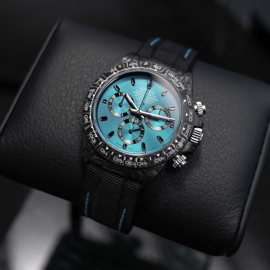 2024 Rolex DiW Daytona 'AZURE UP PROJECT'

Price & Details: bit.ly/3vWBWqD

勞力士 地通拿 漸變色錶面手錶

#NewDaytona #rolexpanda #daytonaPlatinum #116500ln #rolexGMT #moserWatches #zenith #CartierWatch #GlashutteOriginal #RolexSeaDweller #YachtMaster #DayDate #Datejust