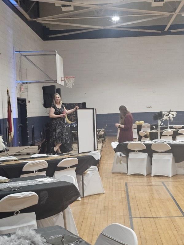 GatesvilleS's tweet photo. Thank you to Mrs. Tanya Johnston and her husband for providing the music at our Mother/Son Father/Daughter Dance last night! The music was great! https://t.co/elVEiBfKEW