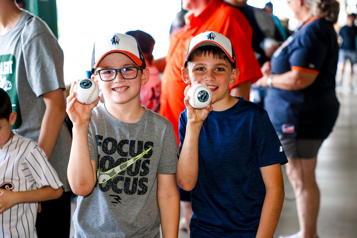 ON DECK: 😄 Orion's Kids Day ⚾️ Youth Sports Day 🔥 Dulces de Sugar Land presented by @HEB 🧘 Yoga Day presented by @MethodistHosp Don't miss any of the fun - get your tickets now and spend your Sunday with us! 🎟: bit.ly/3UrJ7AU