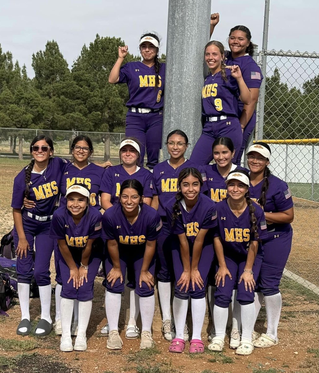 JV went undefeated in the 2024 season! JV Tournament Champions and JV Season Champions! Go Dawgs!!! 🥎