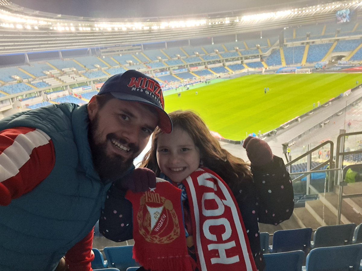 s_grochala's tweet photo. 🔥 #WielkiMeczPrzyjaźni za nami! ❤️💙

🎂 104 Urodziny #RuchChorzów 💙
🎂 19 lat Przyjaźni @RTS_Widzew_Lodz i @RuchChorzow1920 🤝

🔝 Pobity rekord wyjazdowy 🇦🇹 💥
🔝 Pobity frekwencyjny rekord Polski XXI w. - 50 087 kibiców 💥💪

Dobrze było tu być! 💪

#widzewskiszlak 
#RCHWID https://t.co/T31K9LuBjt